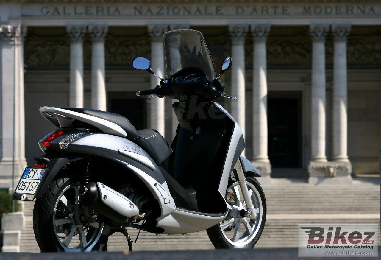 Thumbnail for Peugeot Geopolis 250 Exec. 2007