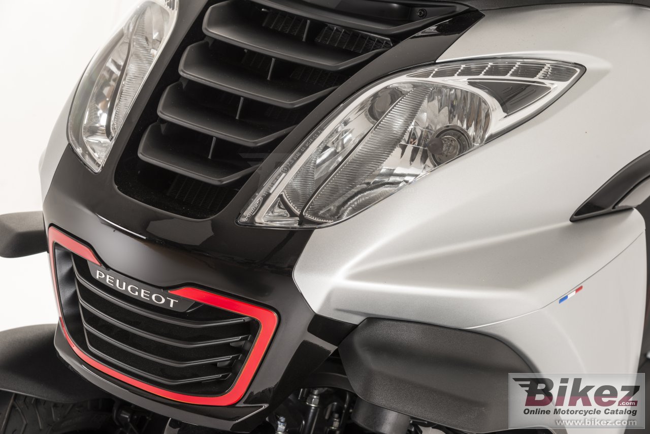 Thumbnail for Peugeot Metropolis 2016