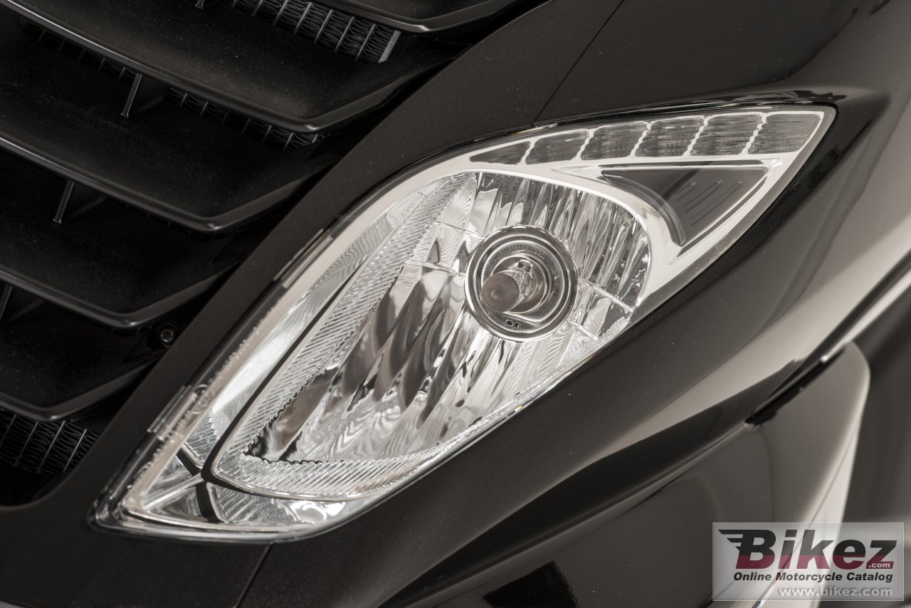 Thumbnail for Peugeot Metropolis 2016
