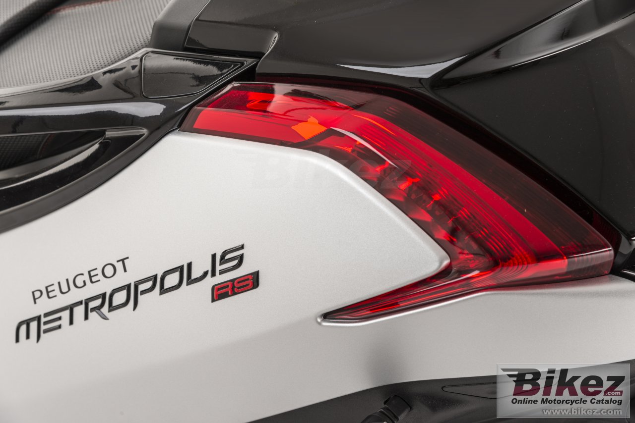 Thumbnail for Peugeot Metropolis 2016