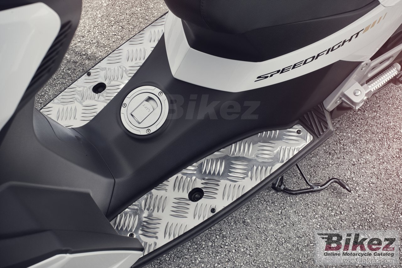 Thumbnail for Peugeot Speedfight 4 2016