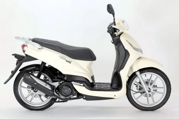 Thumbnail for Peugeot Tweet 125 2012