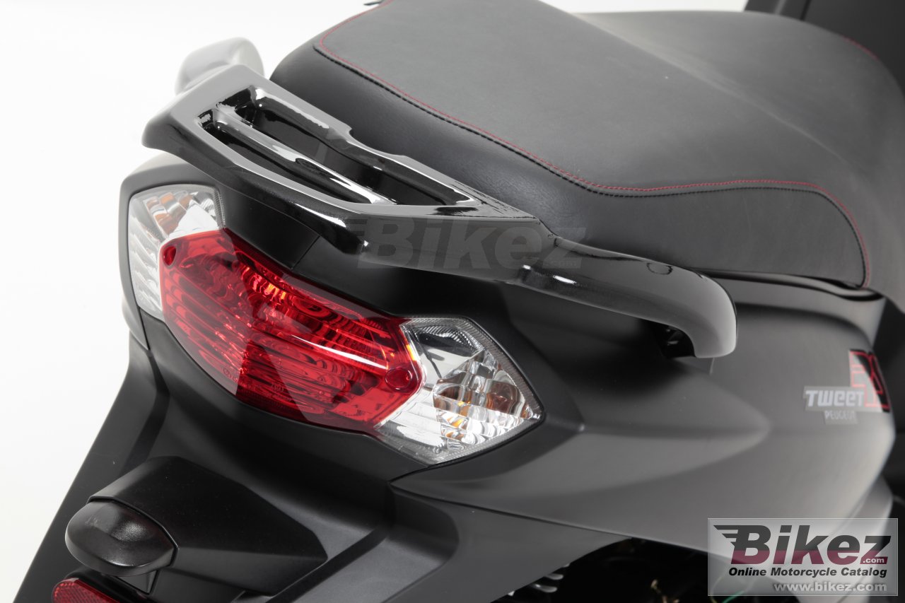 Thumbnail for Peugeot Tweet RS 125 2012