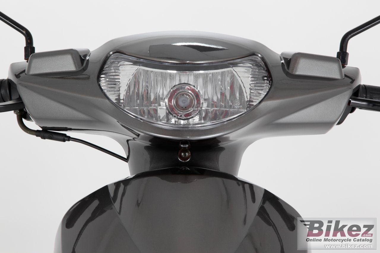 Thumbnail for Peugeot V-Clic 50 2012