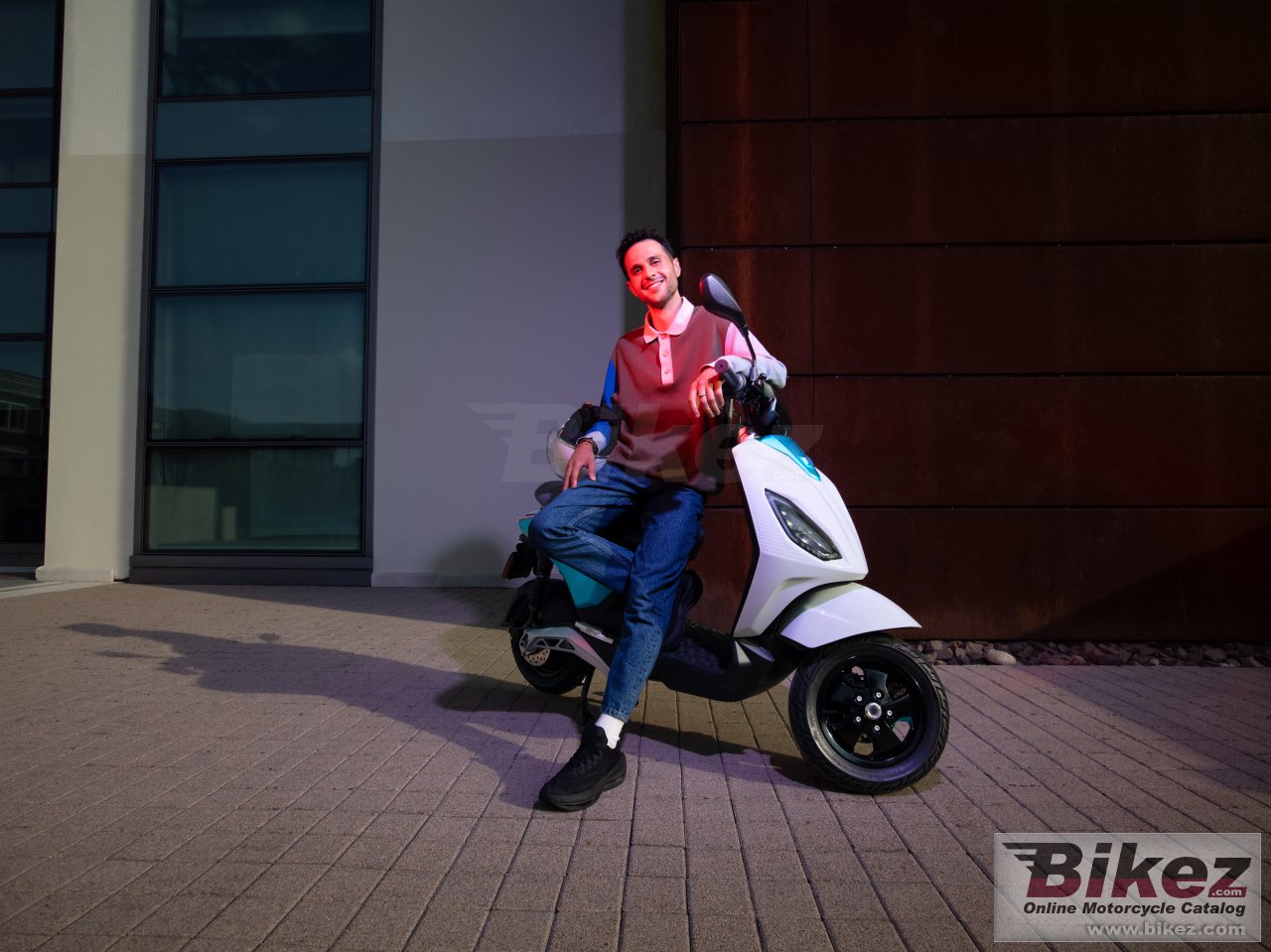 Thumbnail for Piaggio 1 2022