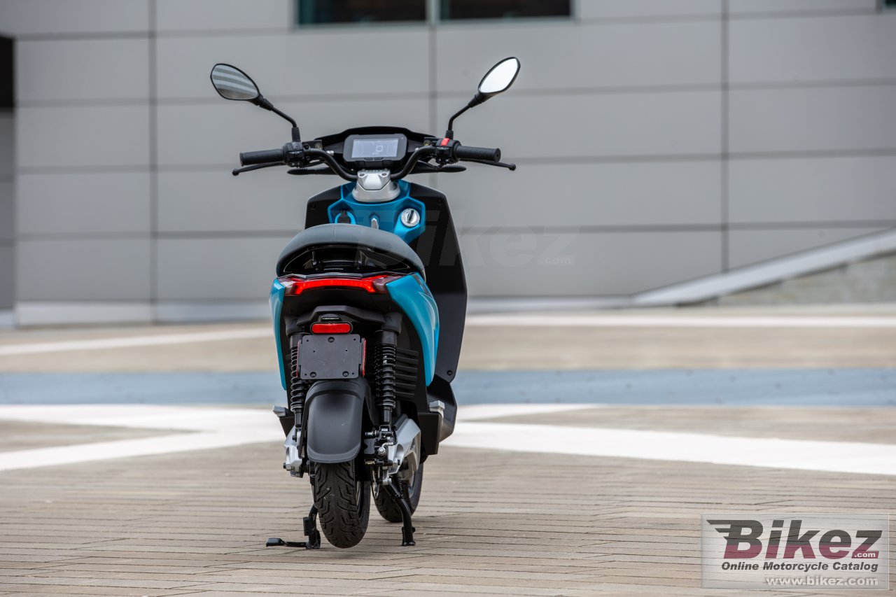 Thumbnail for Piaggio 1 2022