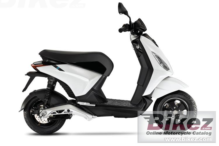 Thumbnail for Piaggio 1 Active 2023