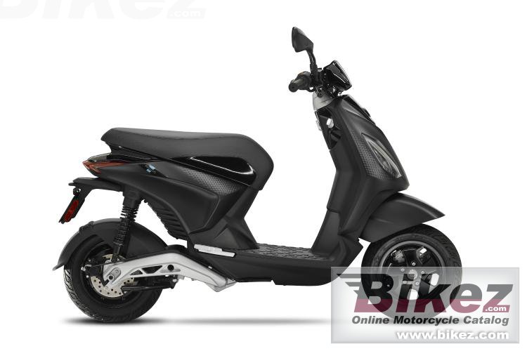 Thumbnail for Piaggio 1 Active 2023