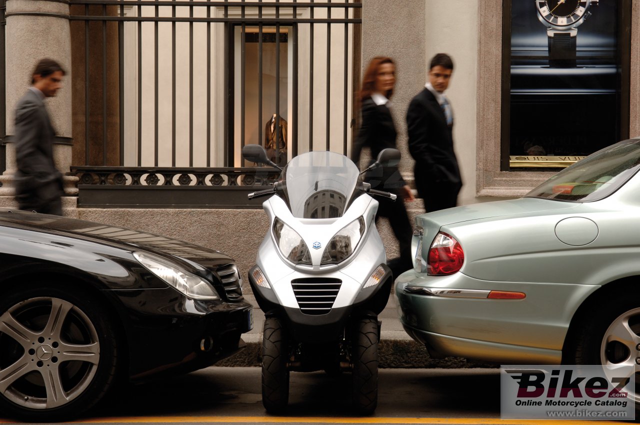 Thumbnail for Piaggio MP3 125 2008