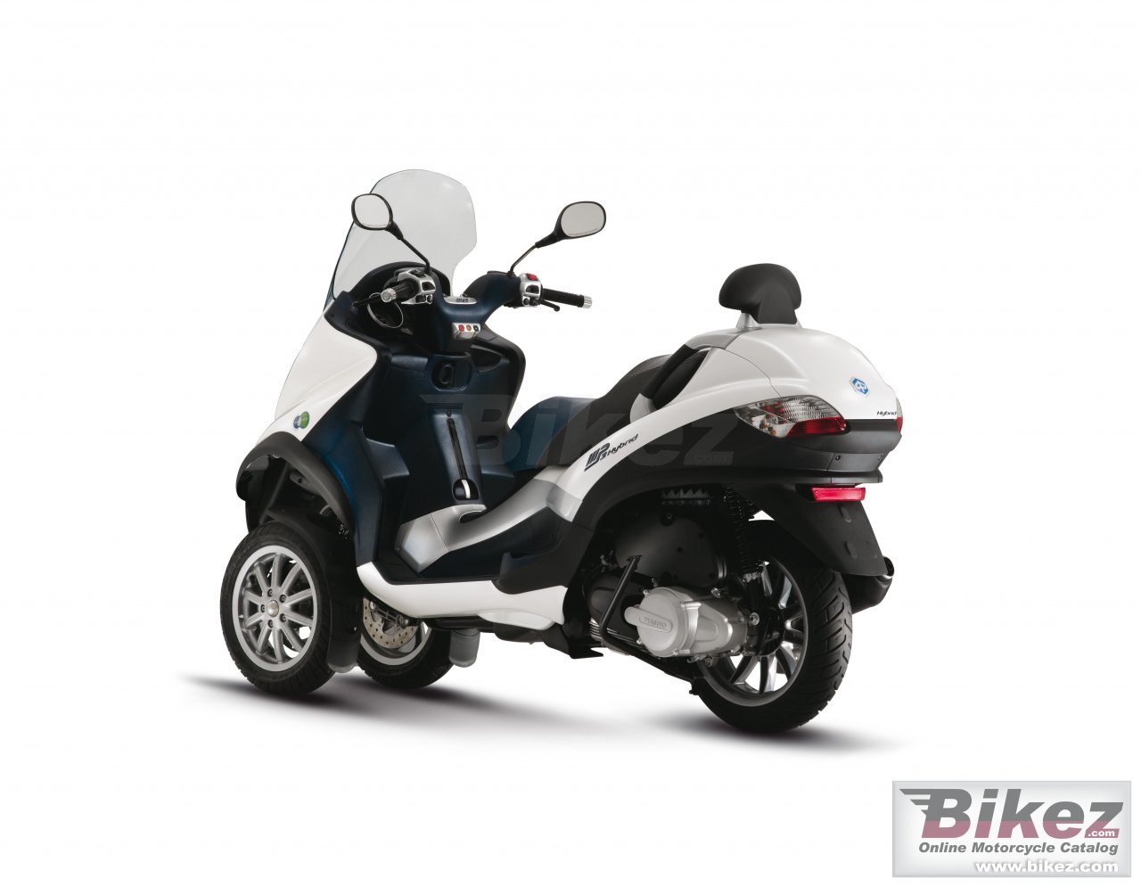 Thumbnail for Piaggio MP3 125 Hybrid 2011