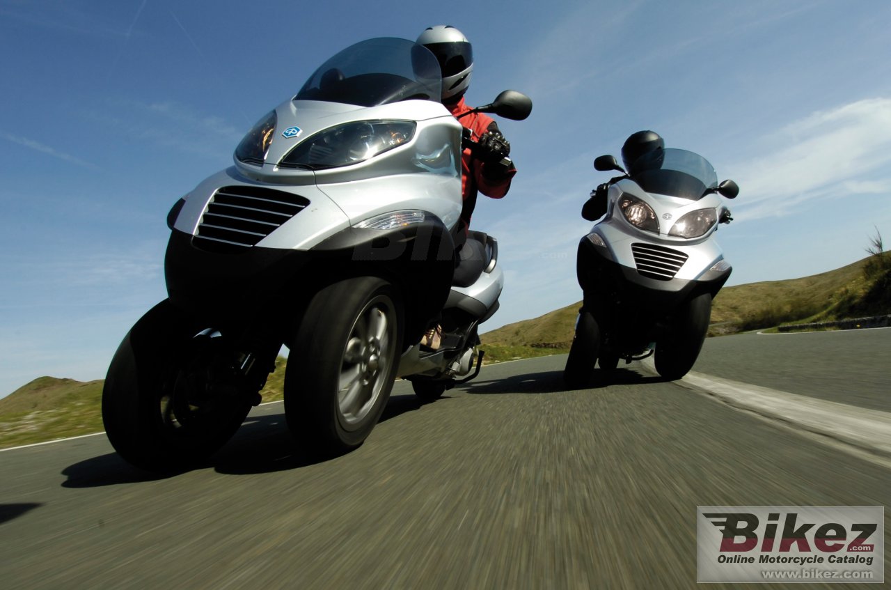 Thumbnail for Piaggio MP3 250 2008