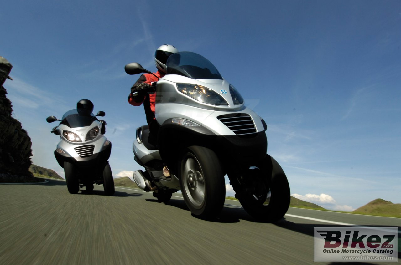Thumbnail for Piaggio MP3 250 2008