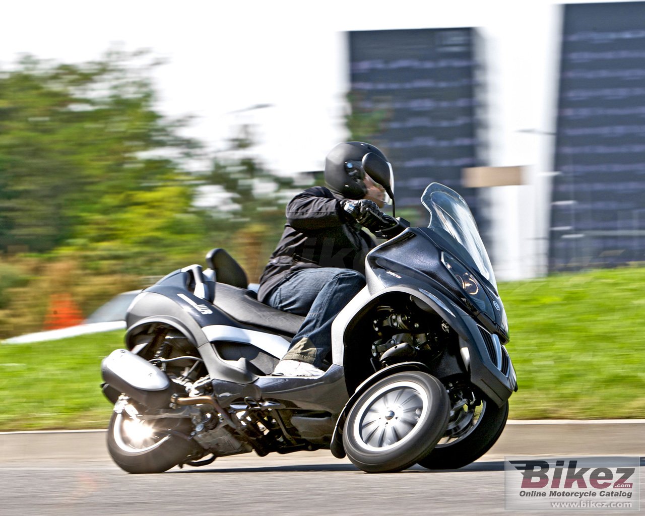 Thumbnail for Piaggio MP3 250 2012