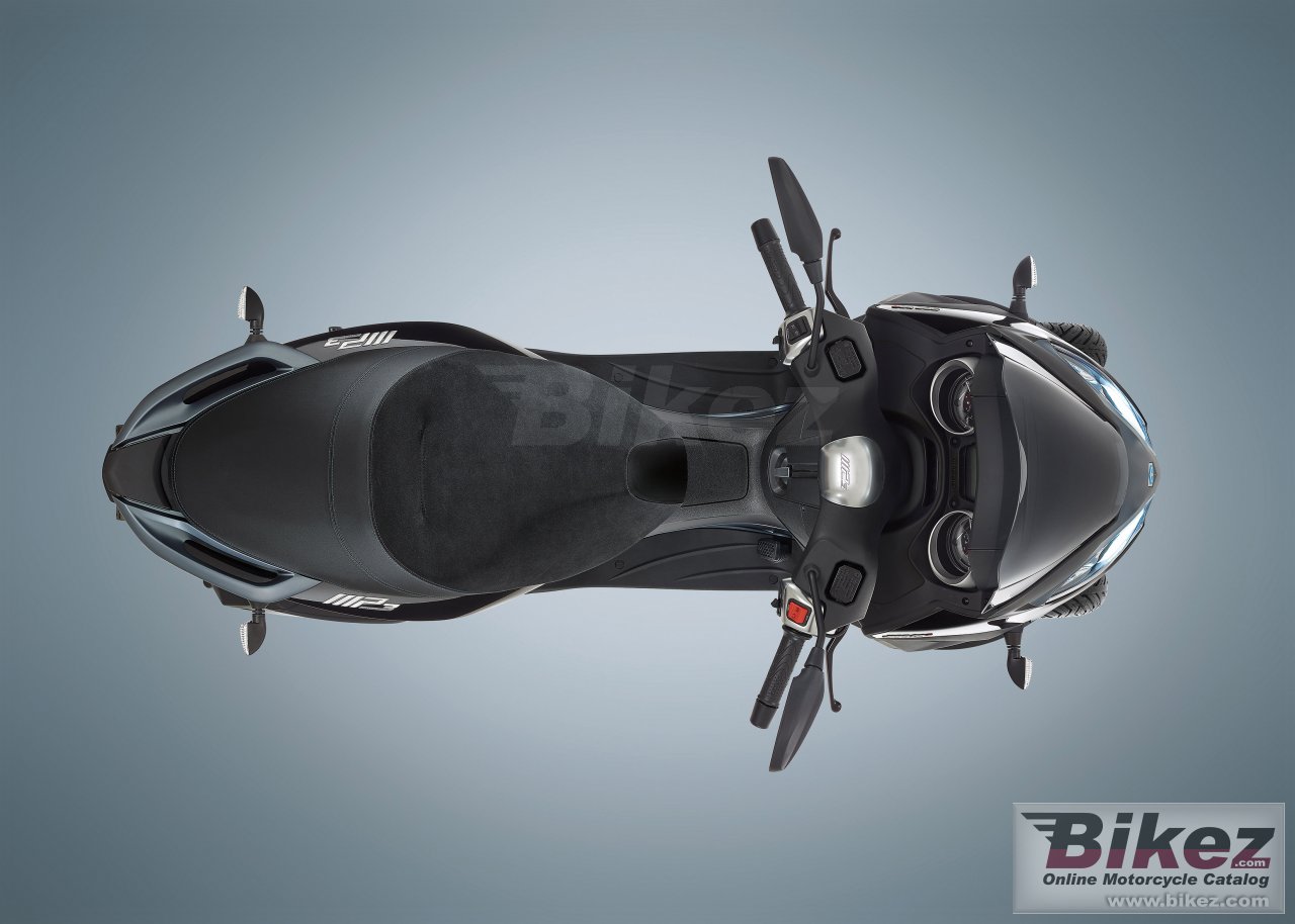 Thumbnail for Piaggio MP3 300 hpe 2020