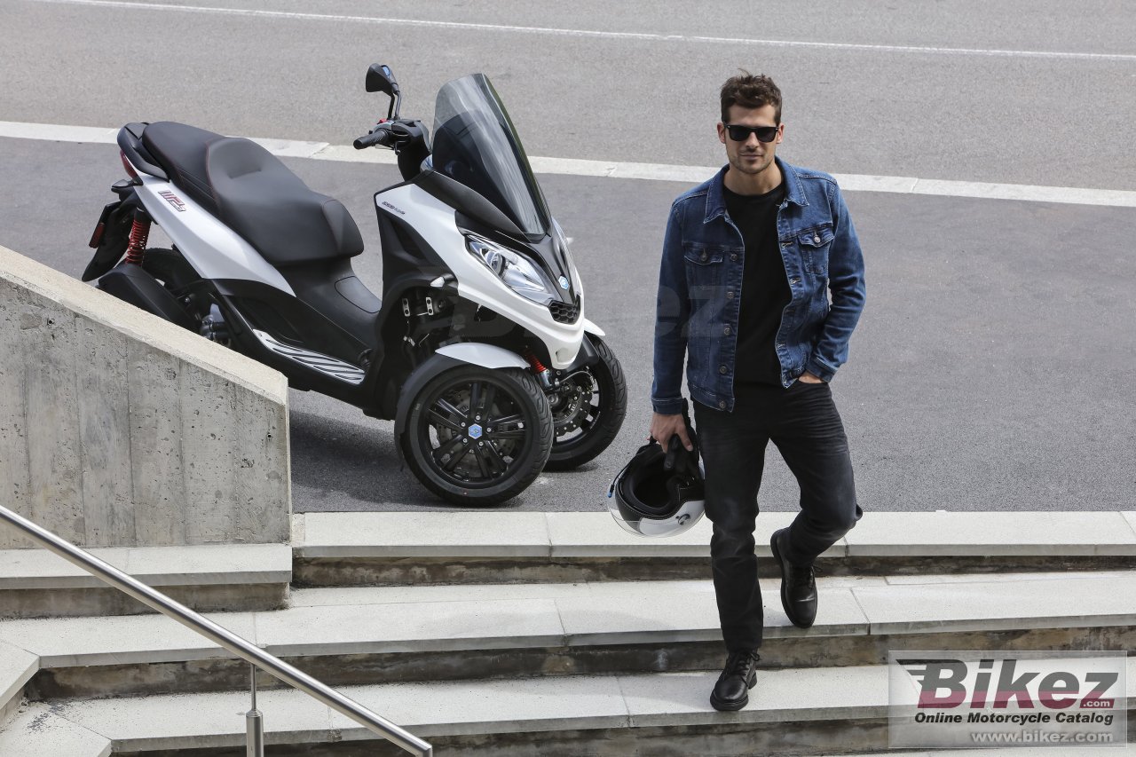Thumbnail for Piaggio MP3 300 hpe Sport 2020