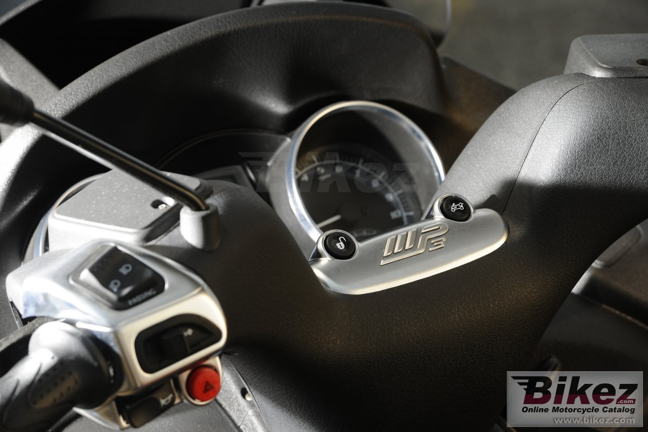 Thumbnail for Piaggio MP3 500 2013