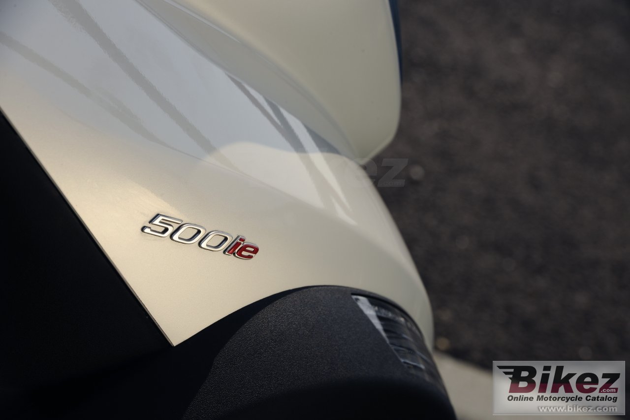 Thumbnail for Piaggio MP3 Business 500 2012