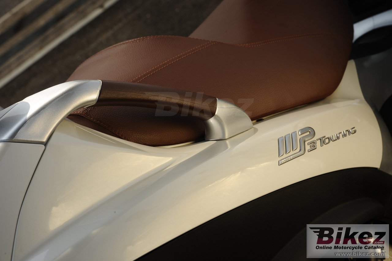 Thumbnail for Piaggio MP3 Business 500 2012