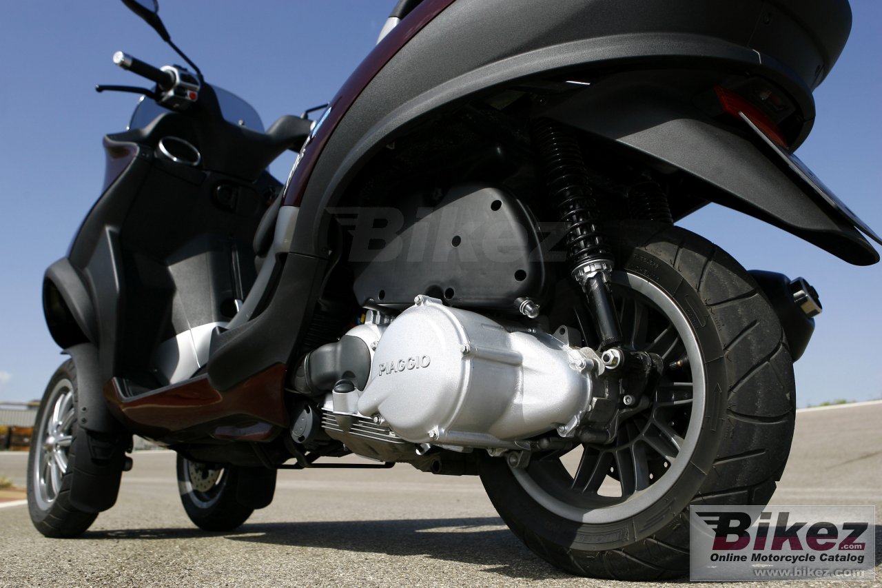 Thumbnail for Piaggio Mp3 HyS 2008