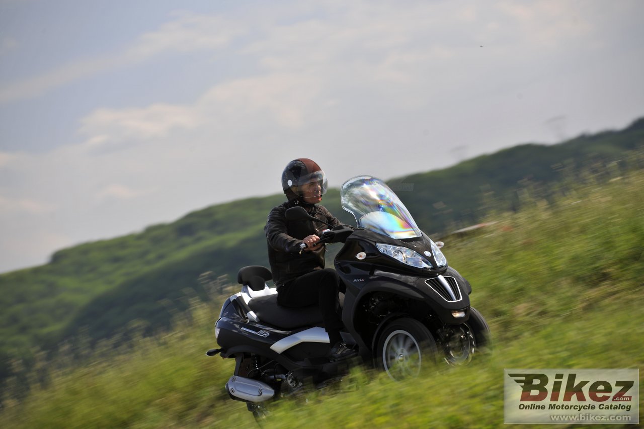 Thumbnail for Piaggio MP3 LT 2011