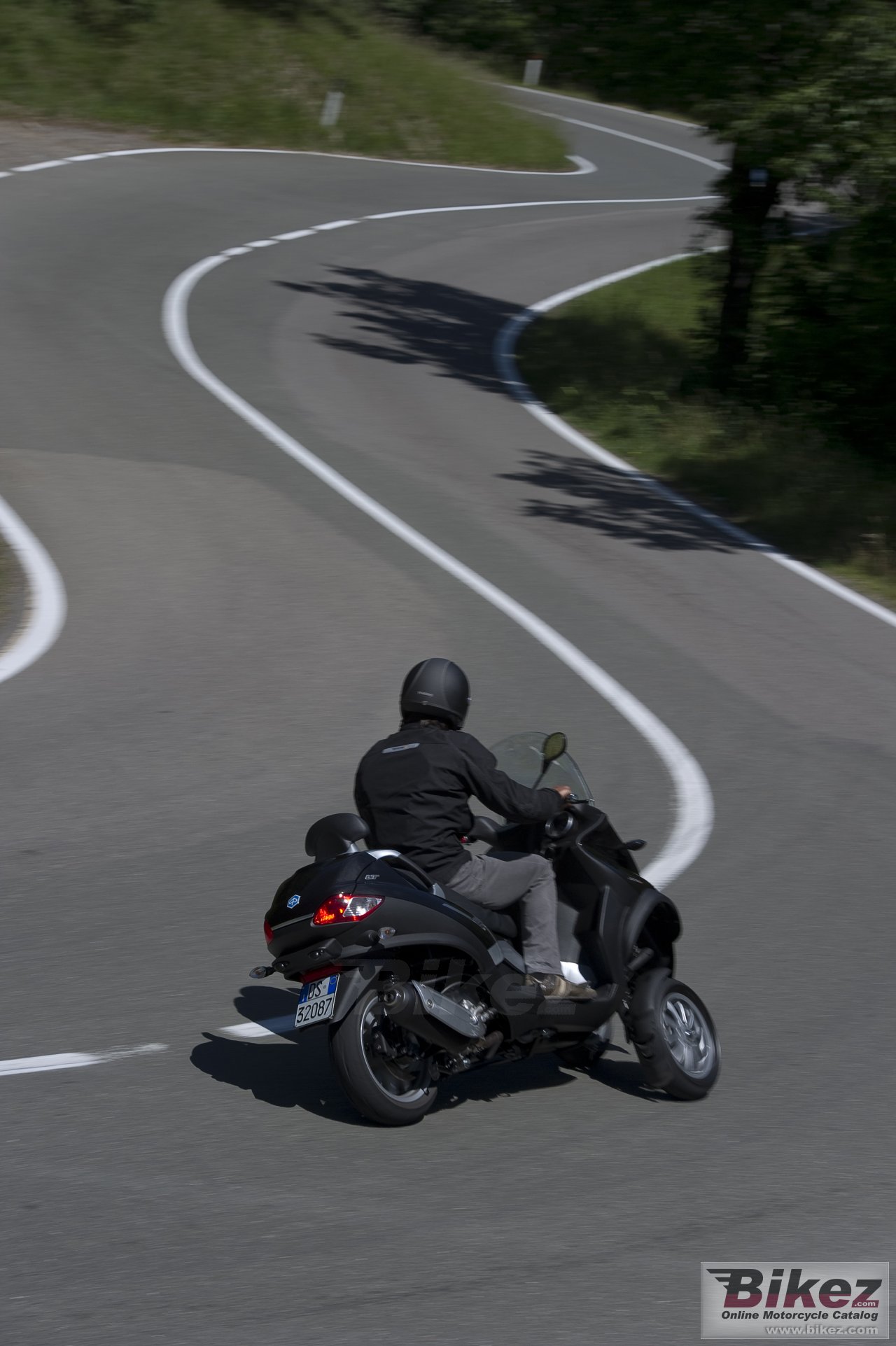 Thumbnail for Piaggio MP3 LT 2011