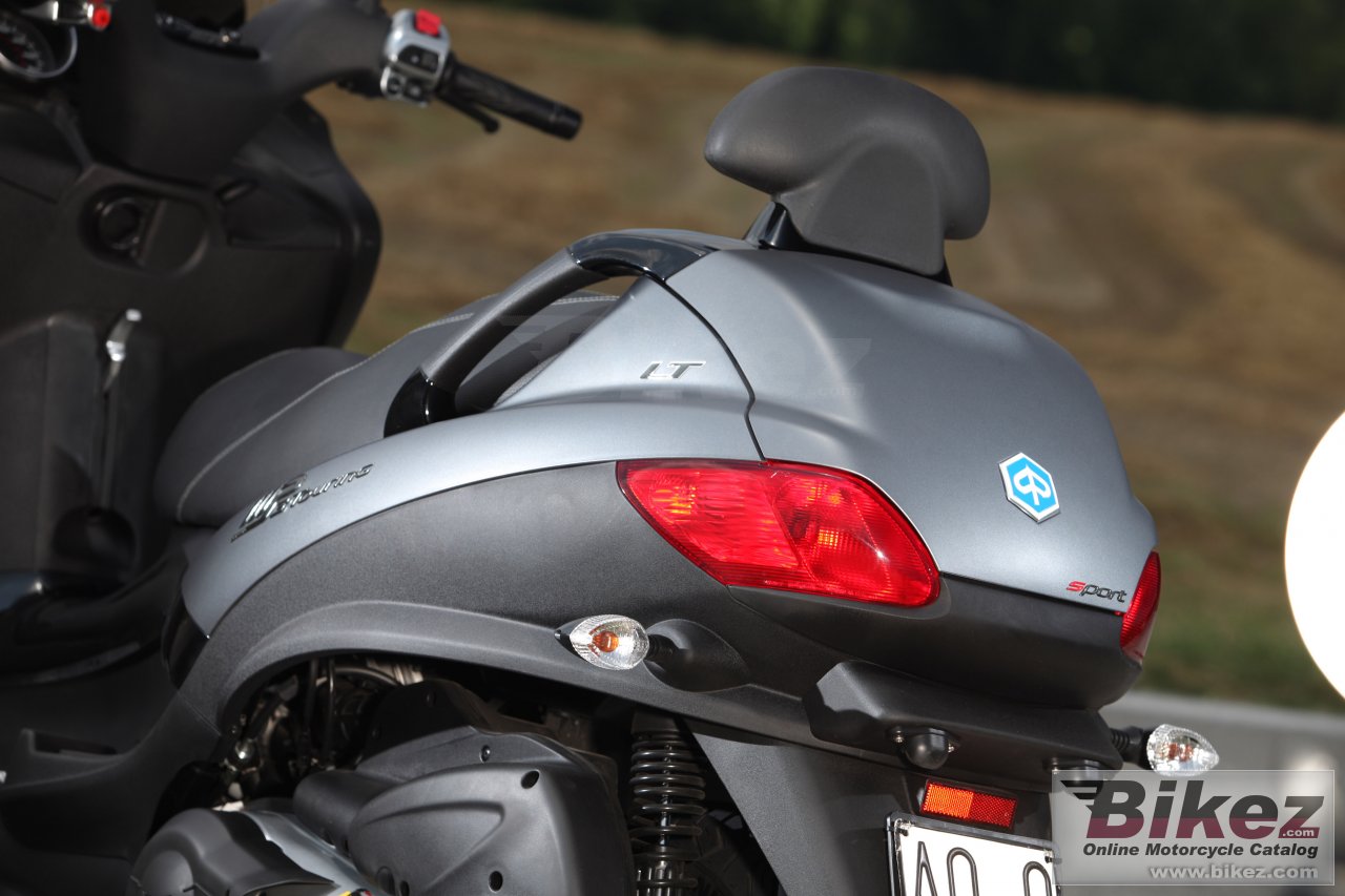 Thumbnail for Piaggio MP3 Sport LT 500 2012