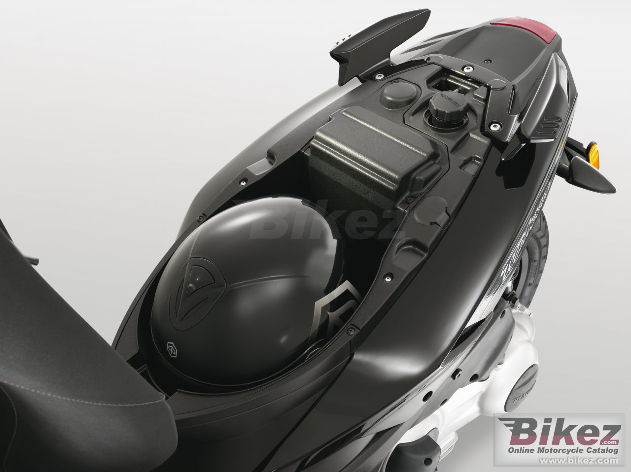 Thumbnail for Piaggio Typhoon 125 2011