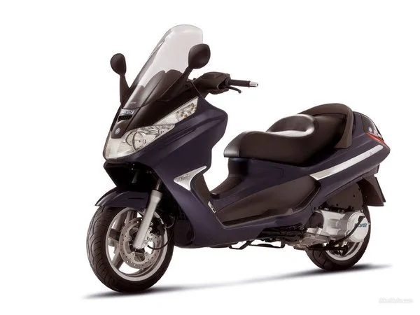 Thumbnail for Piaggio X8 200 2006