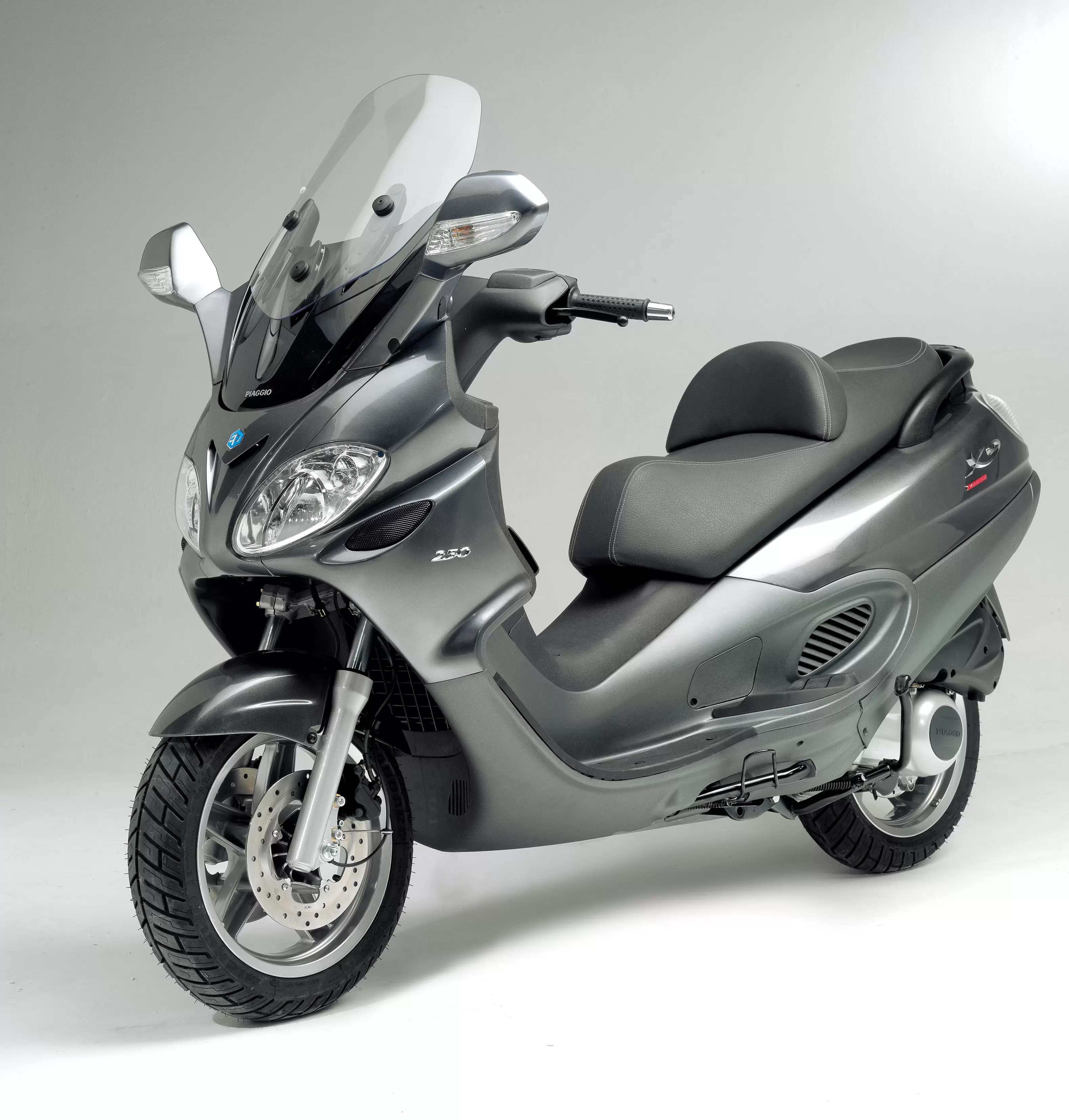 Thumbnail for Piaggio X9 Evolution 250 2006