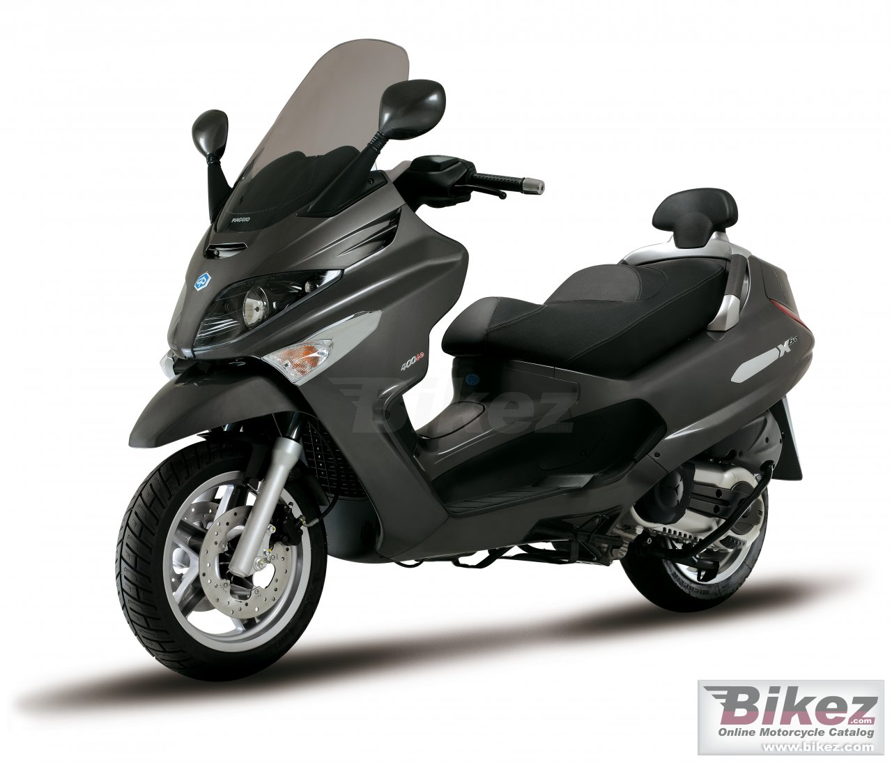 Piaggio XEvo 400