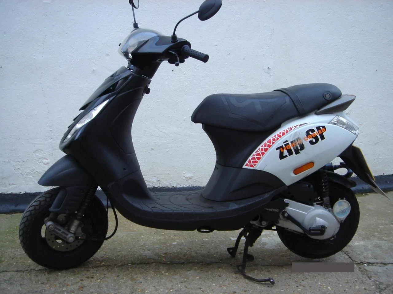 Piaggio Zip SP
