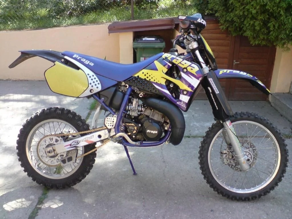 Praga ED 250