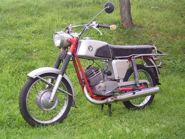 Puch M 125