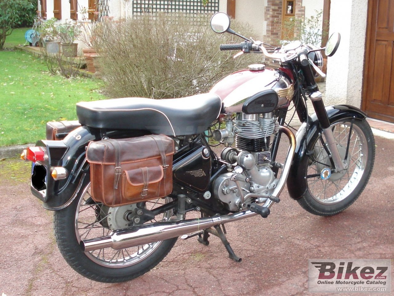 Royal Enfield 500 Bullet