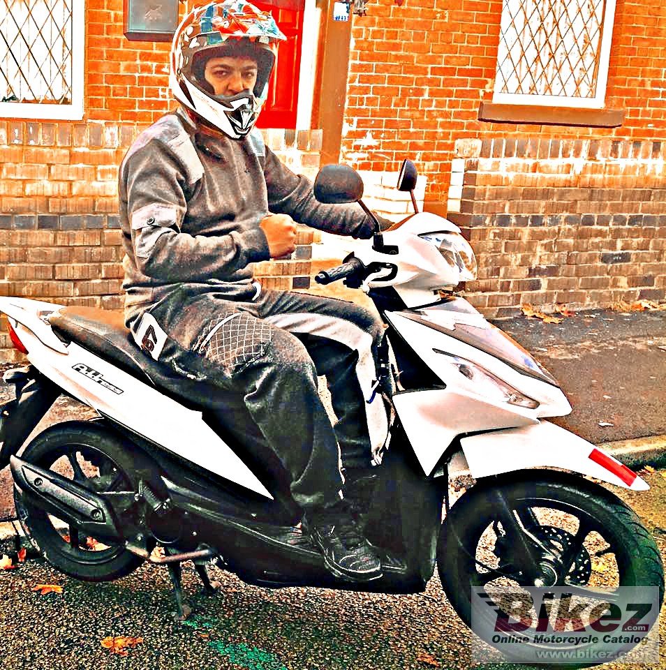 Thumbnail for Suzuki Address 110 2015