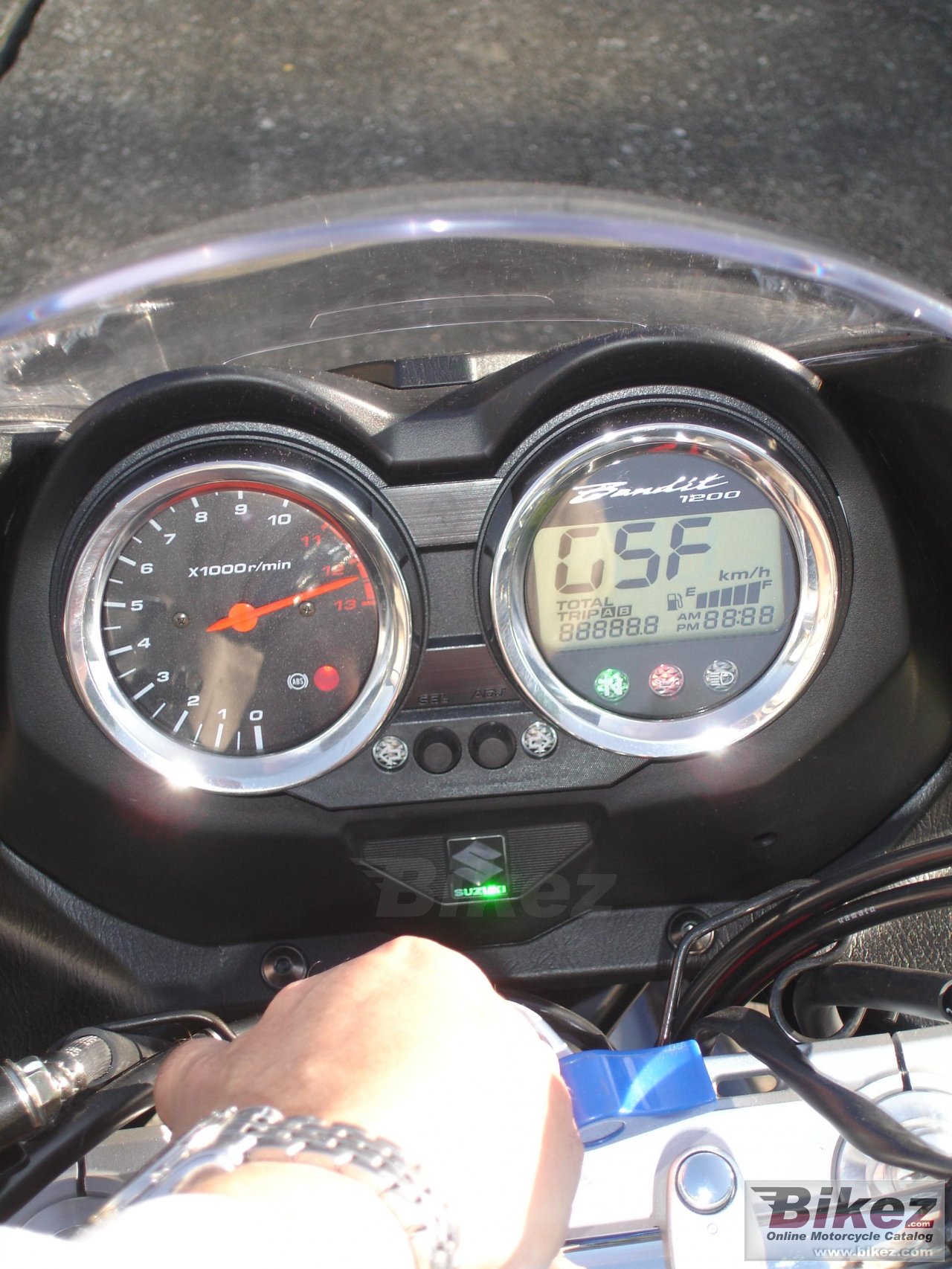 Thumbnail for Suzuki Bandit 1200 SA 2006
