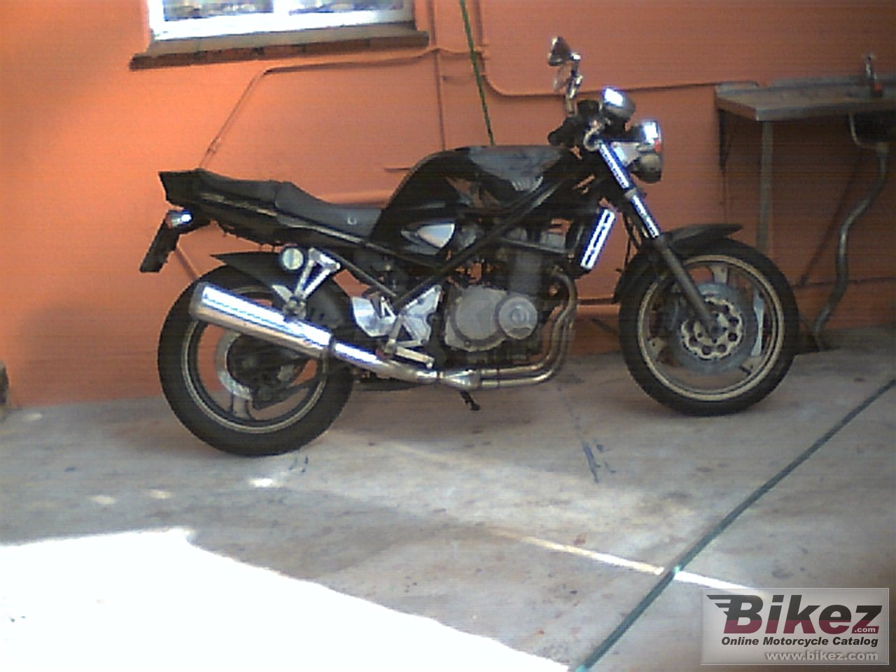 Thumbnail for Suzuki Bandit 400 1992