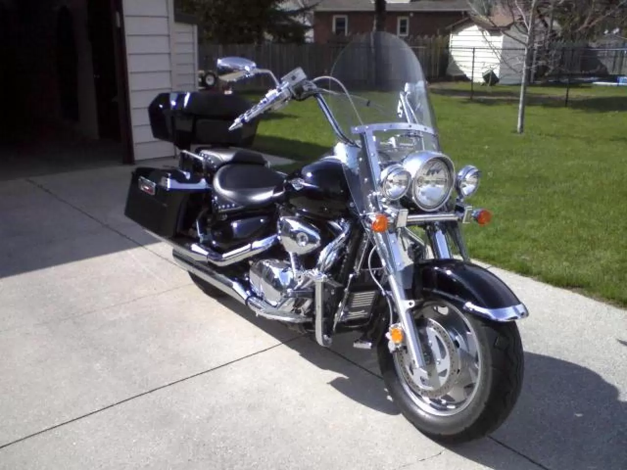 Suzuki Boulevard C90