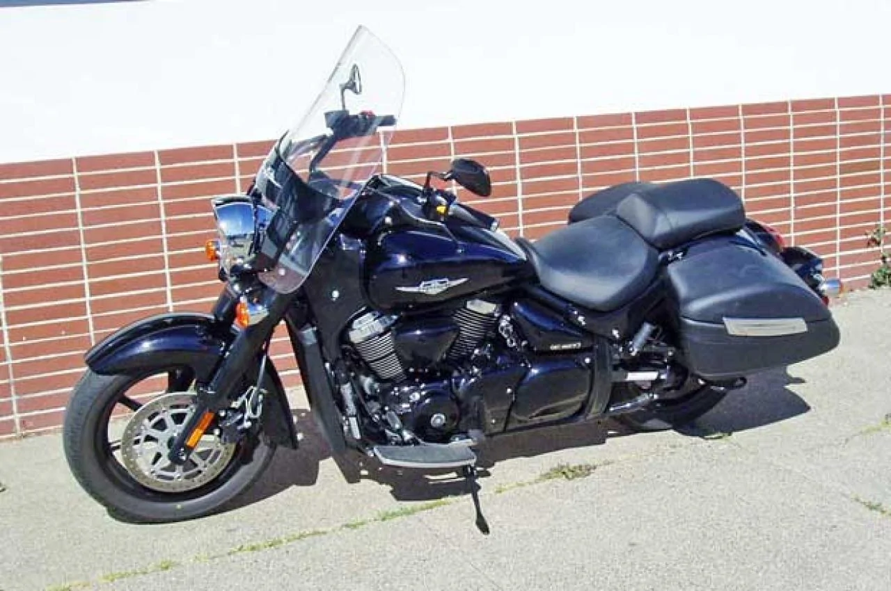 Suzuki Boulevard C90T