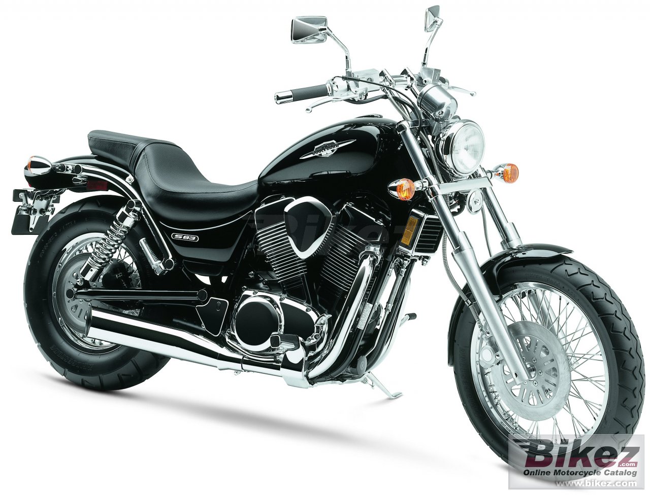 Suzuki Boulevard S83