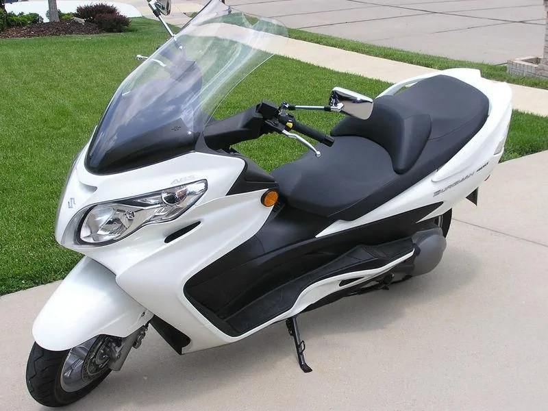 Thumbnail for Suzuki Burgman 400 2011
