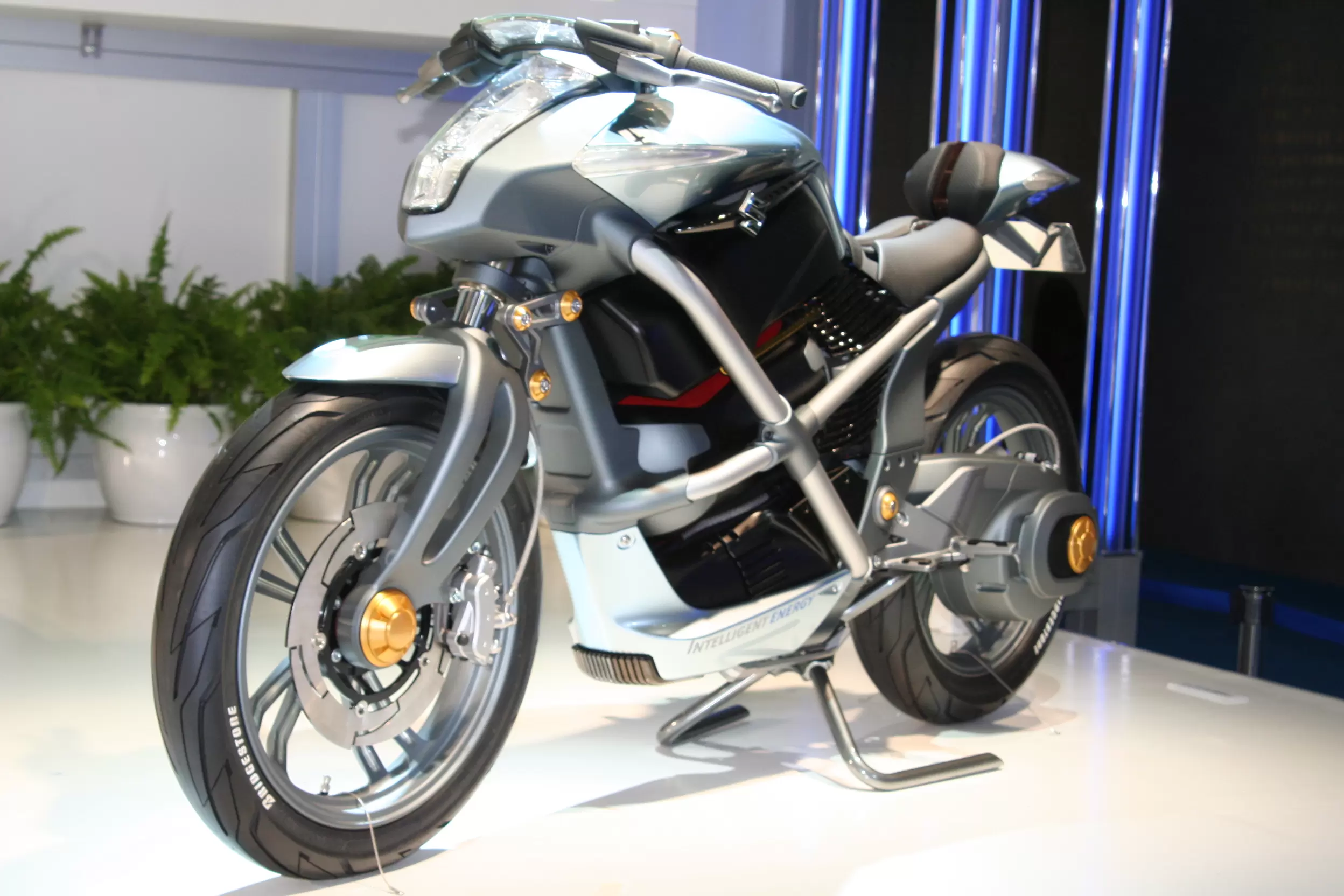 Thumbnail for Suzuki Crosscage 2011