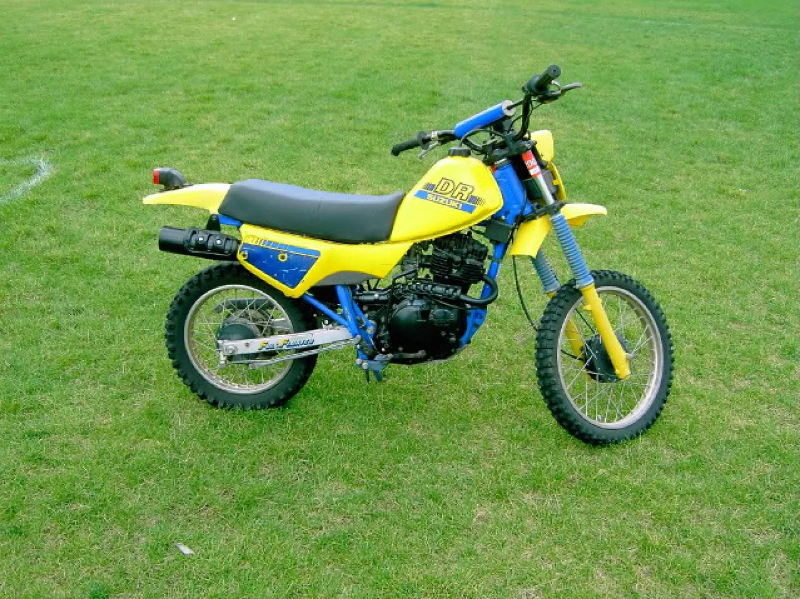 Thumbnail for Suzuki DR 100 1987