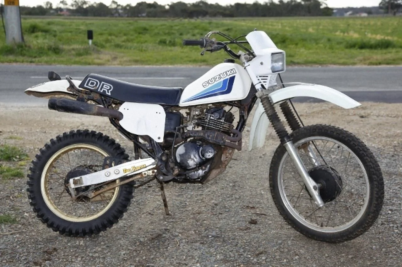 Suzuki DR 250