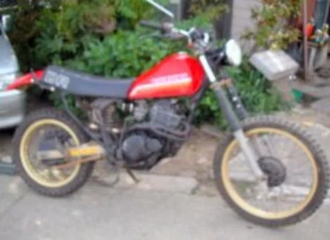 Suzuki DR 250 S