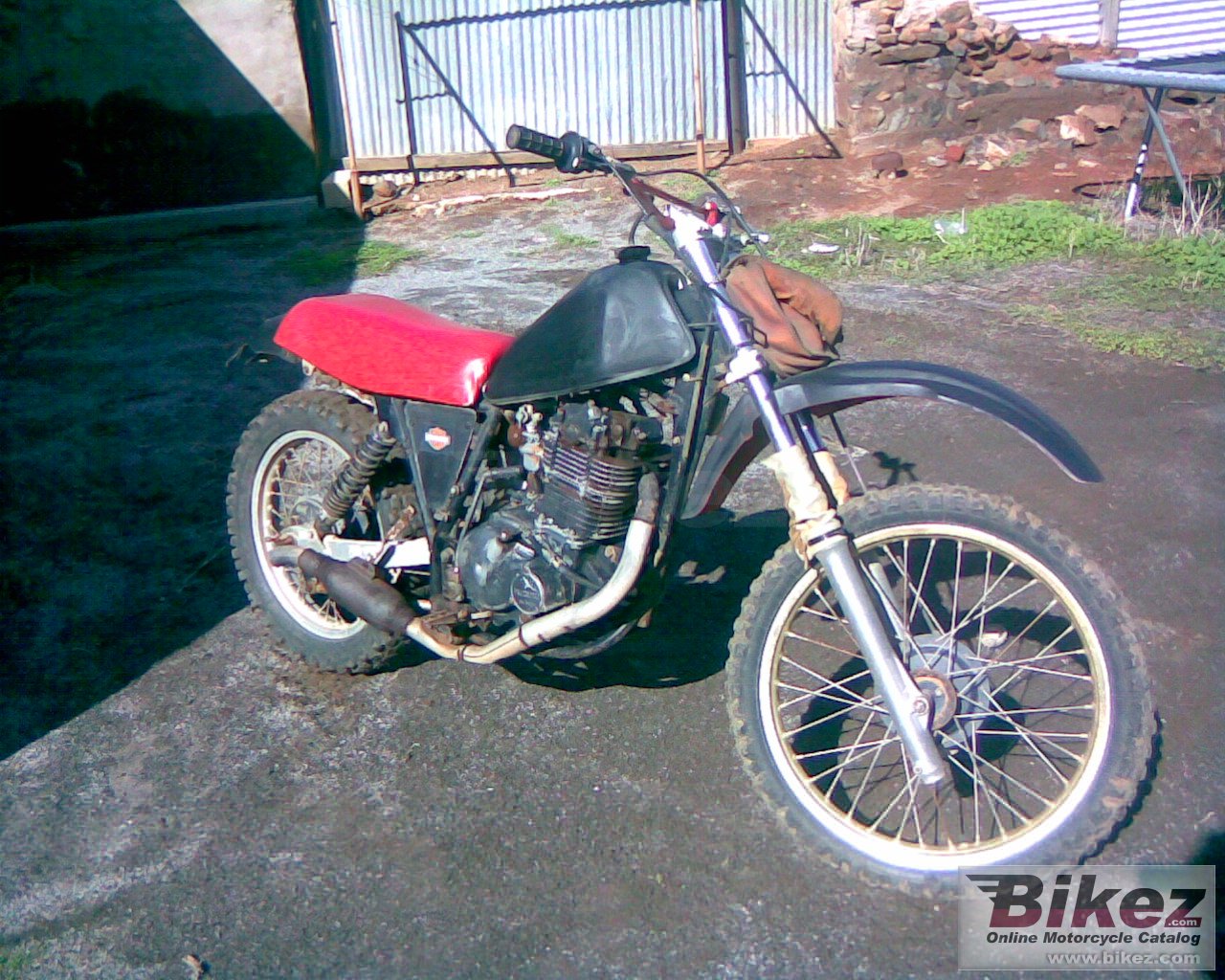 Suzuki DR 500 S