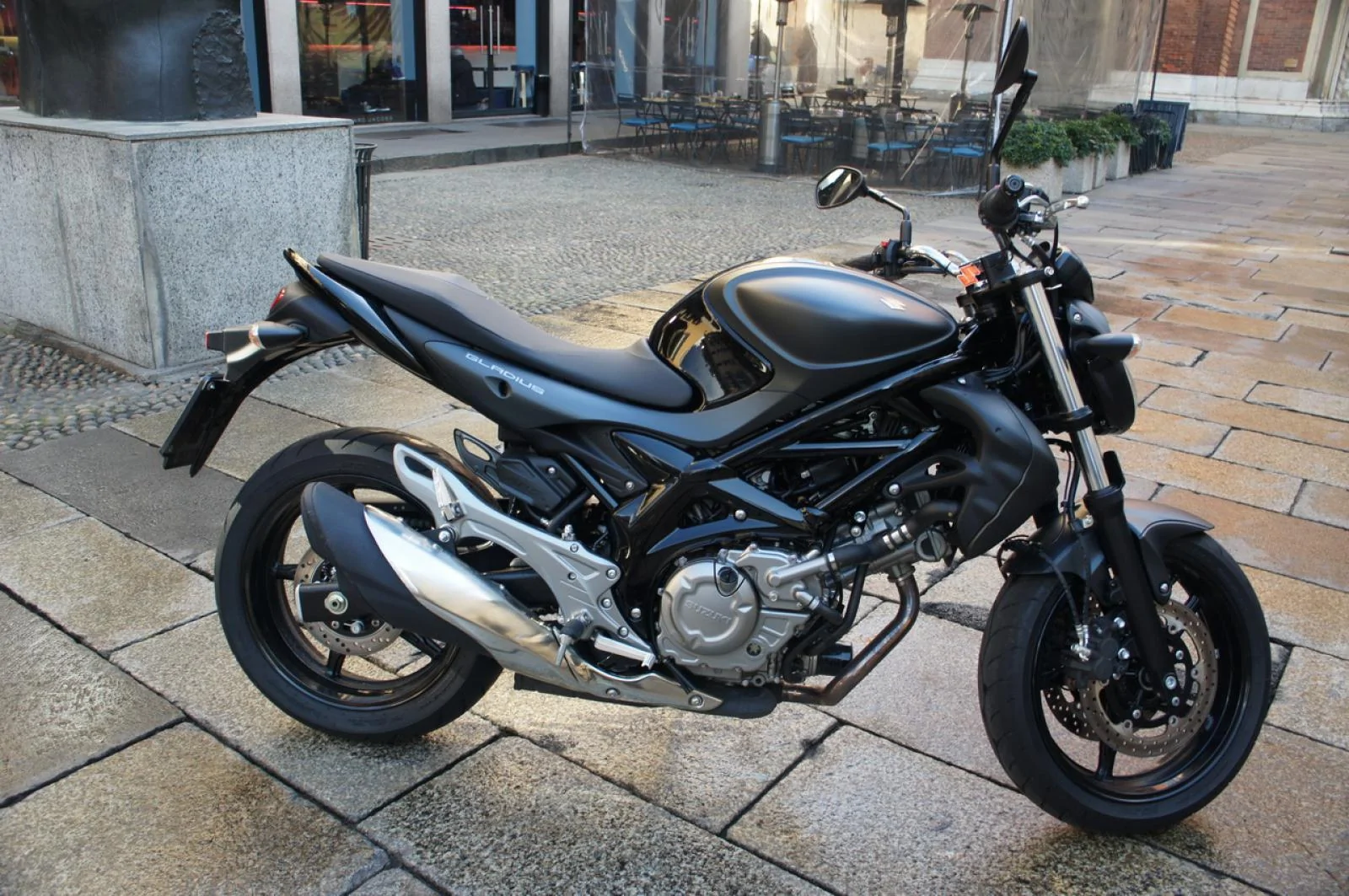 Thumbnail for Suzuki Gladius 2014