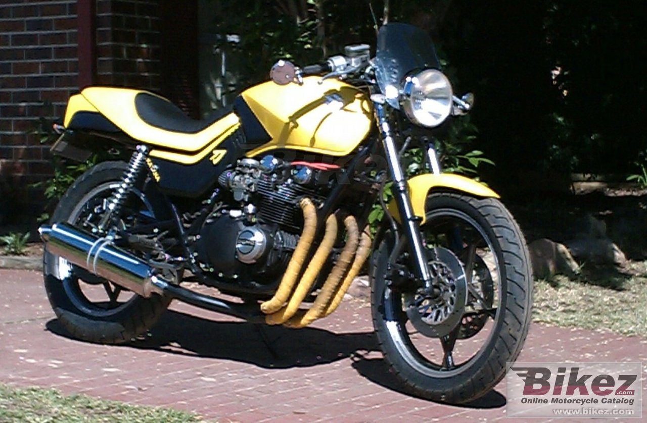 Thumbnail for Suzuki GS 550 M Katana 1981