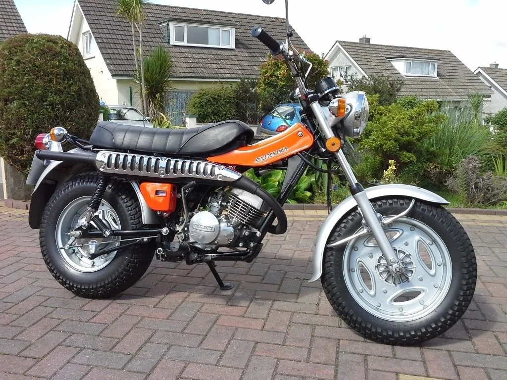 Suzuki RV 125