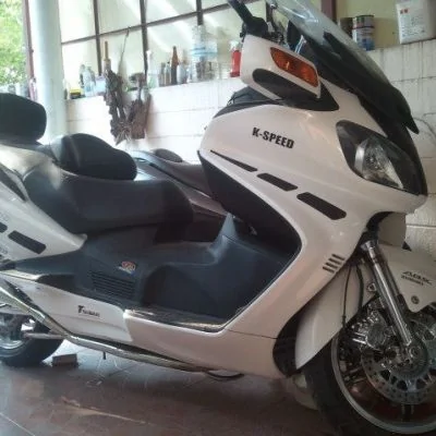Suzuki Skywave 650 LX